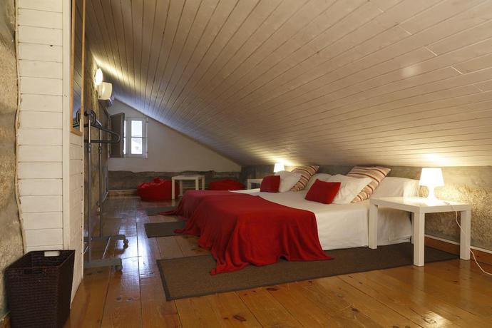 Imagen de la habitación del Hotel OportoHouse. Foto 8