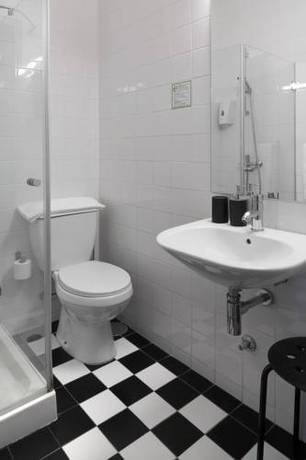 Imagen de la habitación del Hotel OportoHouse. Foto 15