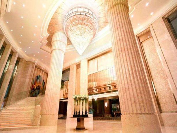 Imagen de los interiores del Hotel Optics Valley Kingdom Plaza Hotel Wuhan. Foto 19