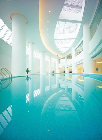 Imagen de la piscina del Hotel Optics Vally Kingdom Plaza. Foto 20