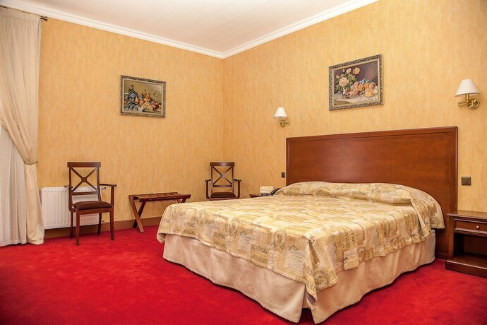 Imagen general del Hotel Optima Collection Kamianets-Podilskyi. Foto 4