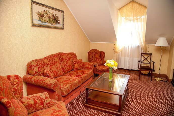Imagen general del Hotel Optima Collection Kamianets-Podilskyi. Foto 11