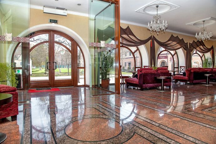 Imagen general del Hotel Optima Collection Kamianets-Podilskyi. Foto 12