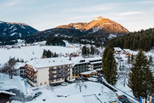 Imagen general del Hotel OptimaMed Gesundheitsresort Wei&szlig;briach GmbH. Foto 4