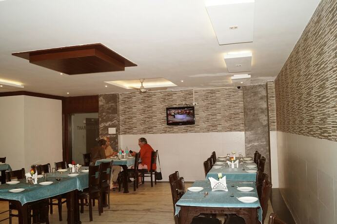 Imagen general del Hotel Optimum Sheela Inn @ Taj. Foto 4
