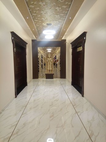 Imagen de los interiores del Hotel Options Lawns. Foto 9
