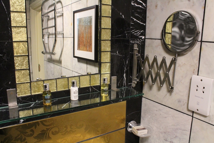 Imagen de la habitación del Hotel Opulence Boutique. Foto 8