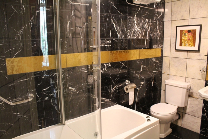 Imagen de la habitación del Hotel Opulence Boutique. Foto 9