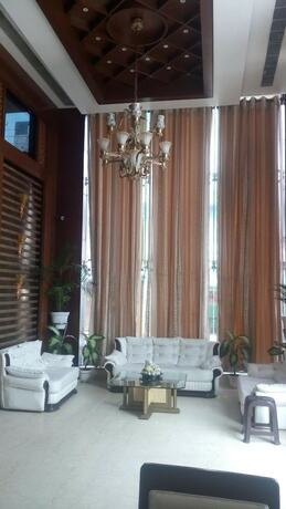 Imagen general del Hotel Opulence, Pathankot. Foto 13