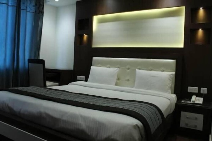 Imagen general del Hotel Opulence, Pathankot. Foto 14