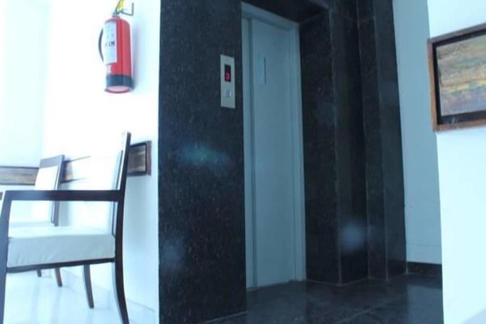 Imagen de los interiores del Hotel Opulence, Pathankot. Foto 27