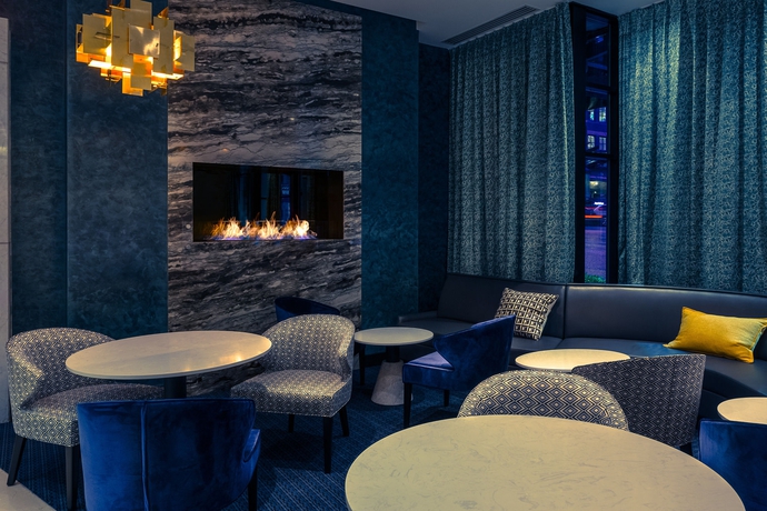 Imagen de los interiores del Hotel Opus Vancouver. Foto 12