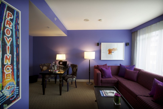 Imagen de la habitación del Hotel Opus Vancouver. Foto 7