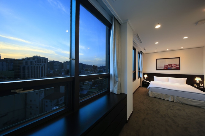 Imagen de la habitación del Hotel Orakai Insadong Suites. Foto 14