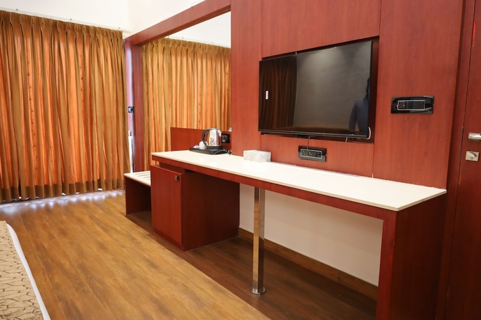 Imagen de la habitación del Hotel Oralia Resort. Foto 3