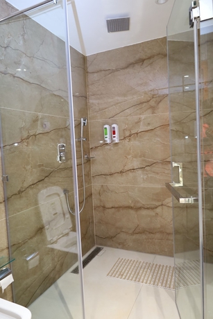 Imagen de la habitación del Hotel Oralia Resort. Foto 16