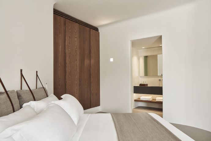 Imagen de la habitación del Hotel Orama and Spa. Foto 16