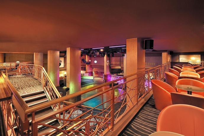 Imagen del bar/restaurante del Hotel Oran Bay Managed By Accor. Foto 3