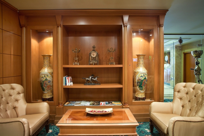 Imagen de los interiores del Hotel Oran. Foto 11