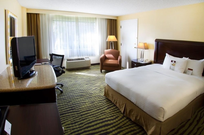 Imagen de la habitación del Hotel Orange County. Foto 10