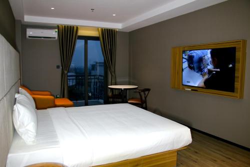 Imagen general del Hotel Orange Crystal Phoenix hotel. Foto 10
