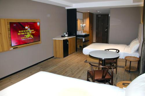 Imagen general del Hotel Orange Crystal Phoenix hotel. Foto 16