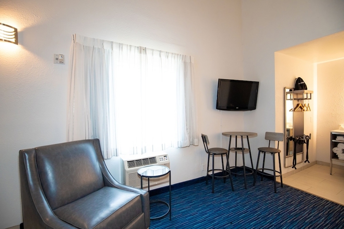Imagen de la habitación del Hotel Orange Grove Inn. Foto 15