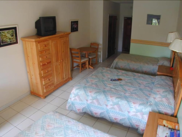 Imagen de la habitación del Hotel Orange Hill Beach Inn. Foto 9