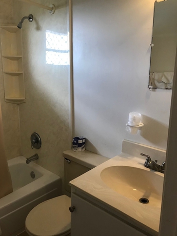 Imagen de la habitación del Hotel Orange Hill Beach Inn. Foto 16