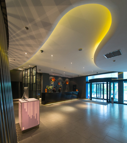 Imagen de los interiores del Hotel Orange Hotel Select Qingdao Wusi Square. Foto 12