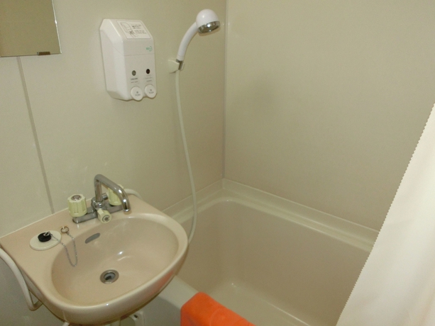 Imagen de la habitación del Hotel Orange Inn Sendaihigashi. Foto 8