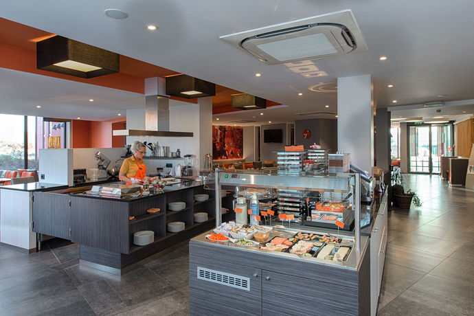 Imagen de la habitación del Hotel Orange La Louvière. Foto 10