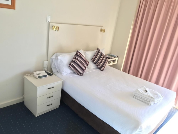 Imagen de la habitación del Hotel Orange Motor Lodge. Foto 10