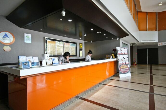 Imagen de los interiores del Hotel Orange - Park, Taichung. Foto 20