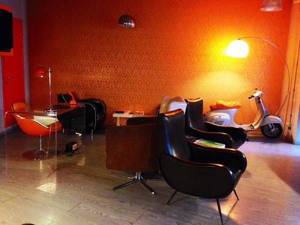 Imagen de los interiores del Hotel Orange, Roma. Foto 9