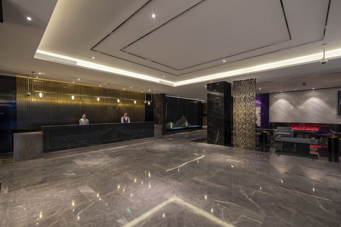 Imagen de los interiores del Hotel Orange Select. Foto 19