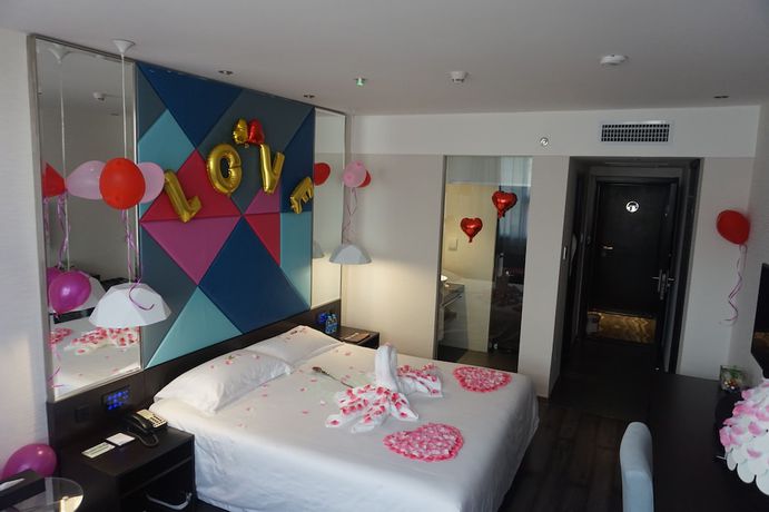 Imagen de los interiores del Hotel Orange Select Luohu Shenzhen. Foto 16