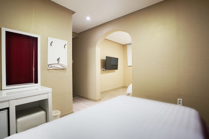 Imagen de la habitación del Hotel Orange Tree Hotel and Cafe. Foto 7
