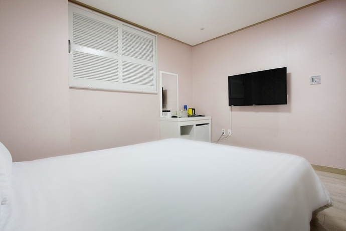 Imagen de la habitación del Hotel Orange Tree Hotel and Cafe. Foto 14