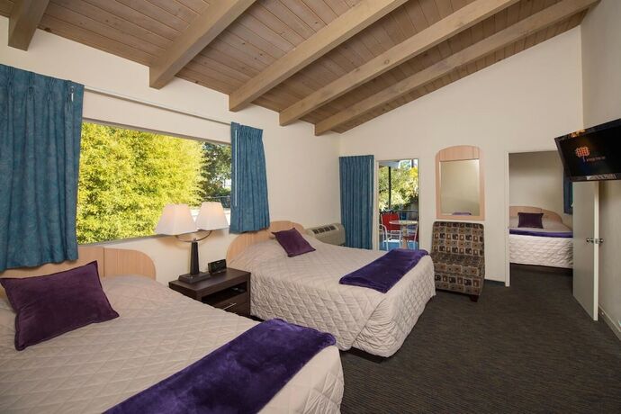 Imagen de la habitación del Hotel Orange Tree Inn. Foto 19