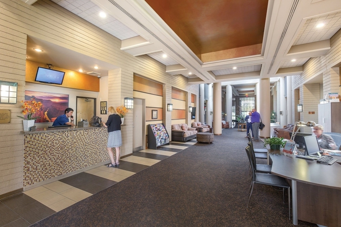 Imagen de los interiores del Hotel Orange Tree Resort. Foto 17