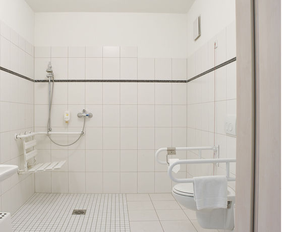 Imagen del bar/restaurante del Hotel Orange Und Apartments. Foto 7