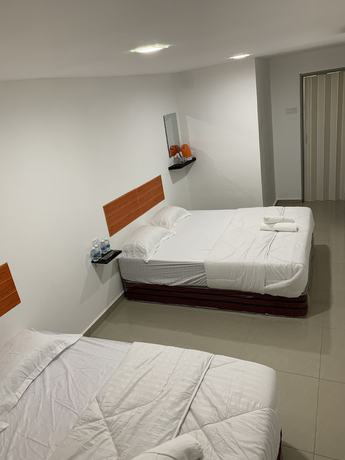 Imagen de la habitación del Hotel Orange Villa. Foto 13