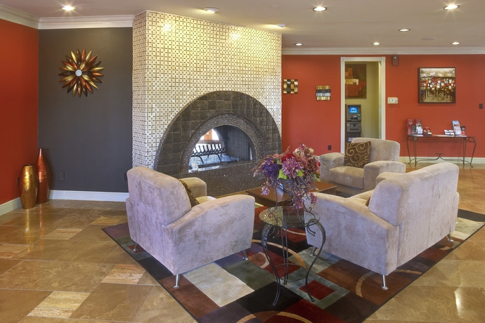 Imagen de los interiores del Hotel Orangewood Suites University, Austin Texas. Foto 11