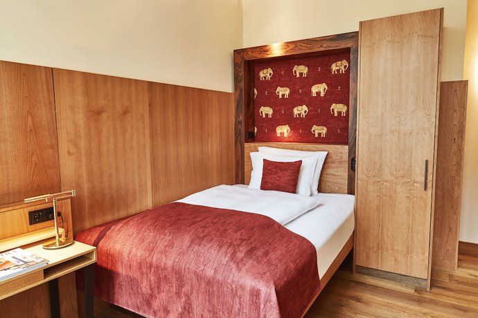 Imagen de la habitación del Hotel Orania.Berlin. Foto 12