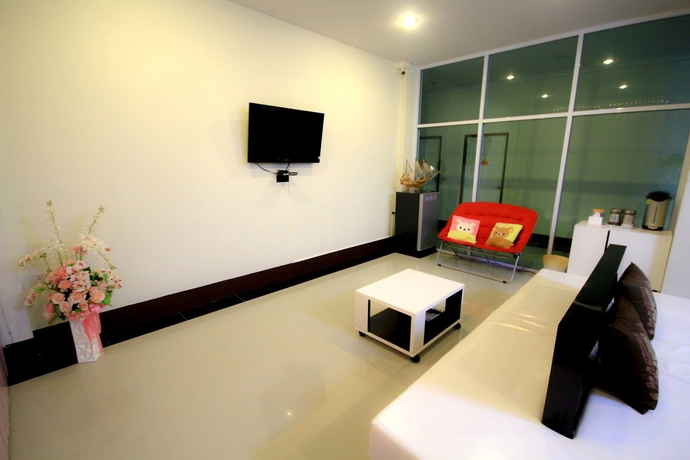 Imagen de los interiores del Hotel Orapan Place. Foto 17