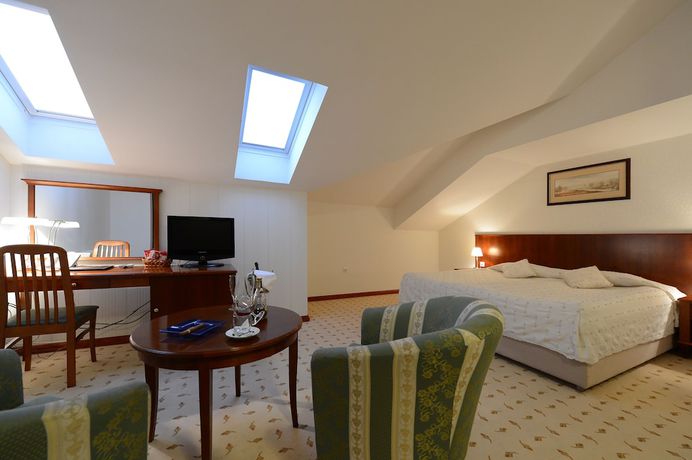Imagen de la habitación del Hotel Orasac. Foto 3