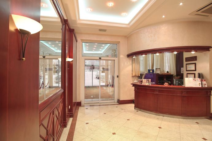Imagen de los interiores del Hotel Orasac. Foto 18