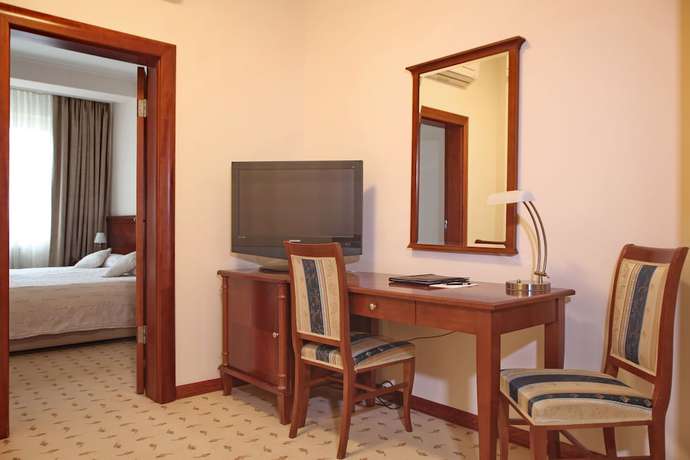 Imagen de la habitación del Hotel Orasac. Foto 15