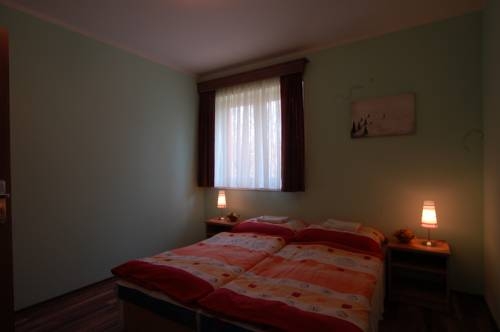 Imagen de la habitación del Hotel Orava. Foto 38